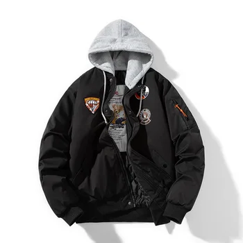 Зимняя куртка пилота Мужская Военная куртка-бомбер Значок Embriodery Баскетбольное пальто Парка с капюшоном Американская Утолщенная хлопчатобумажная куртка Мужская