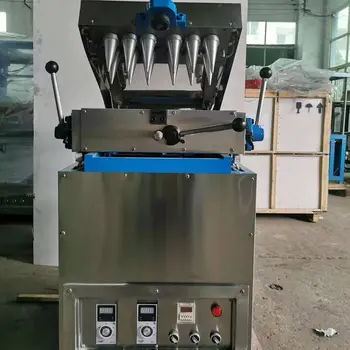 коммерческая полуавтоматическая машина для производства мороженого в виде вафельных рожков с 12 головками CFR BY SEA